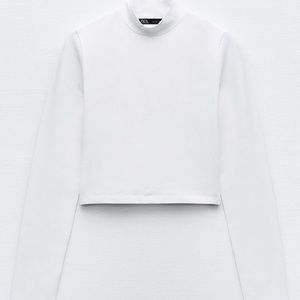 CROPPED MOCK NECK TOP